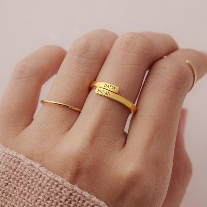 Baguette Engraved Gold Rings for Couples